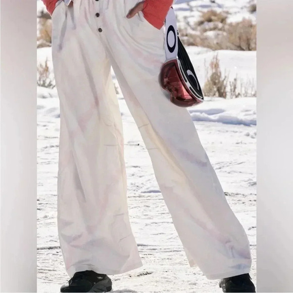BRAND NEW Free People Movement Pregame Printed Wide-Leg Pants! Sz XS - Picture 5 of 10